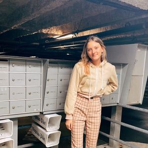 Meet your Posher, Cassi